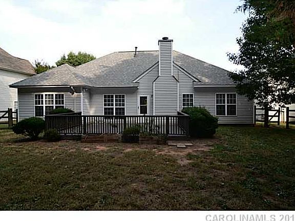 2nd image of 847 Knightsbridge Rd