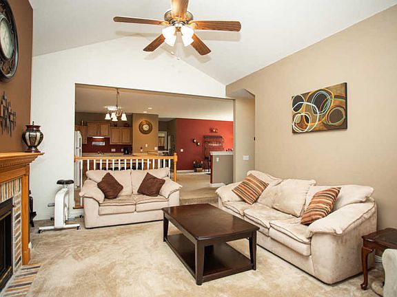 4th image of 8586 S Bedford Way #202-08