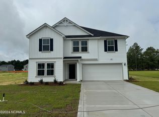 400 Walters Run Dr, Raeford, NC 28376