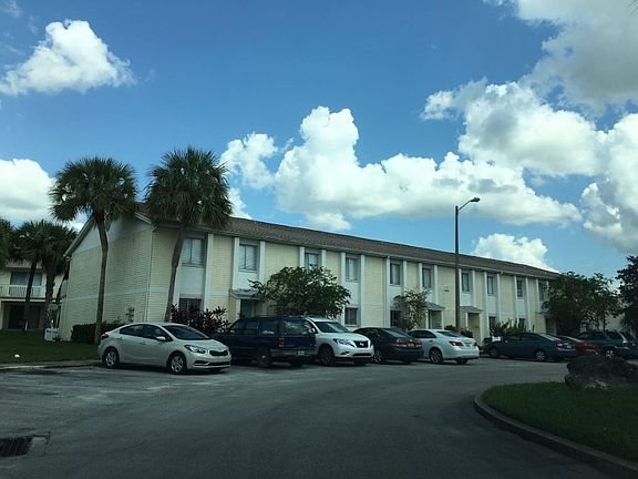 4th image of 7709 Rock Palm Ave