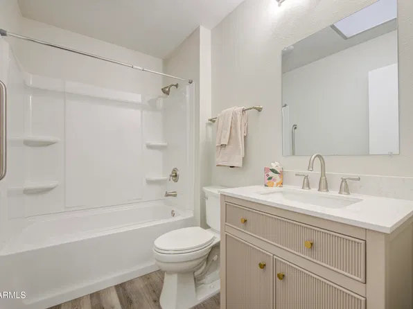 9915 W NEWPORT Drive, Sun City, AZ 85351
