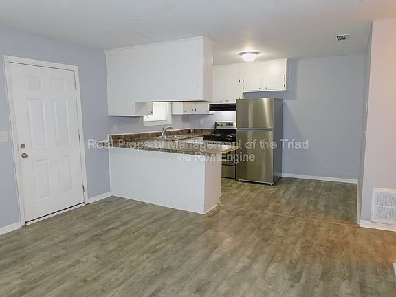 5th image of 2406 Markwood Ln SE #C