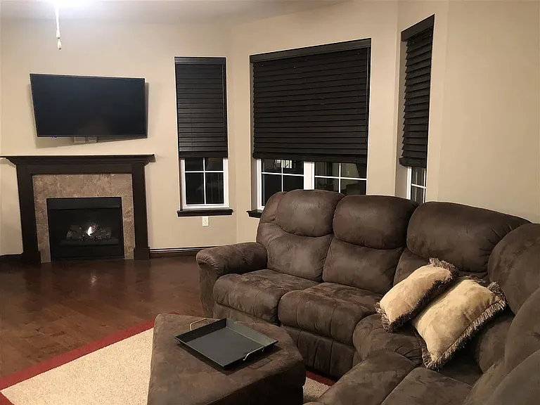 350 Clark Dr #1-3 — Photo 4