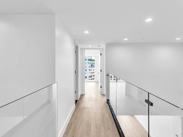 78 Beaver St #4B — Photo 15