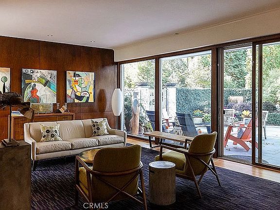 5th image of 2751 Toxey Dr