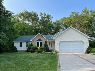 6217 Mann St, Louisville, OH 44641