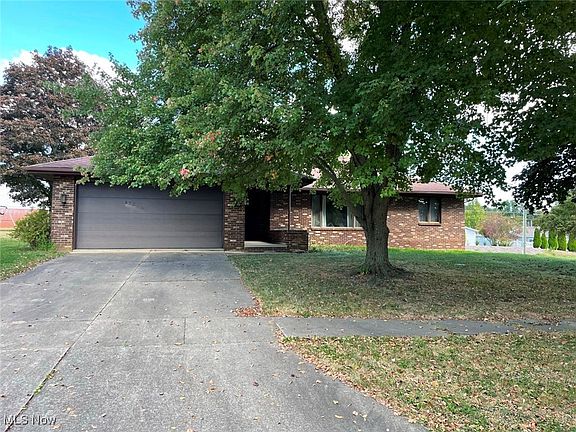 2nd image of 973 Concord Dr