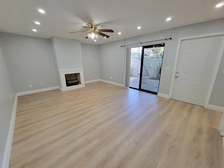 4093 Shannon Brown Dr — Photo 6