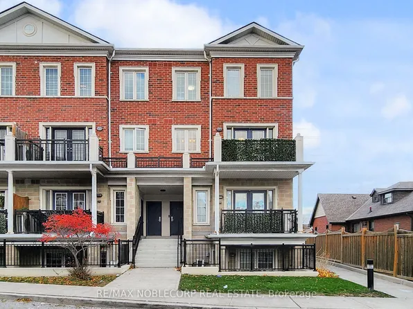 26 Bruce St #E08, Vaughan, ON L4L 0H4
