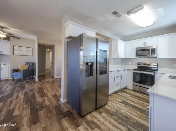 5051 E Cooper St, Tucson, AZ 85711