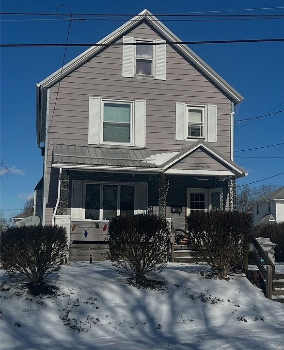 1st image of 389 Frank St
