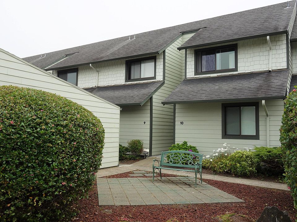1st image of 180 SE Highway 101 APT 9