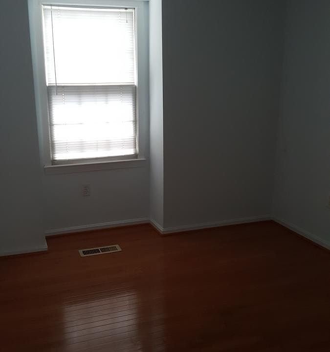 Small bed room