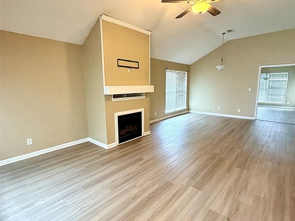 2nd image of 5932 Bramblewood Pl