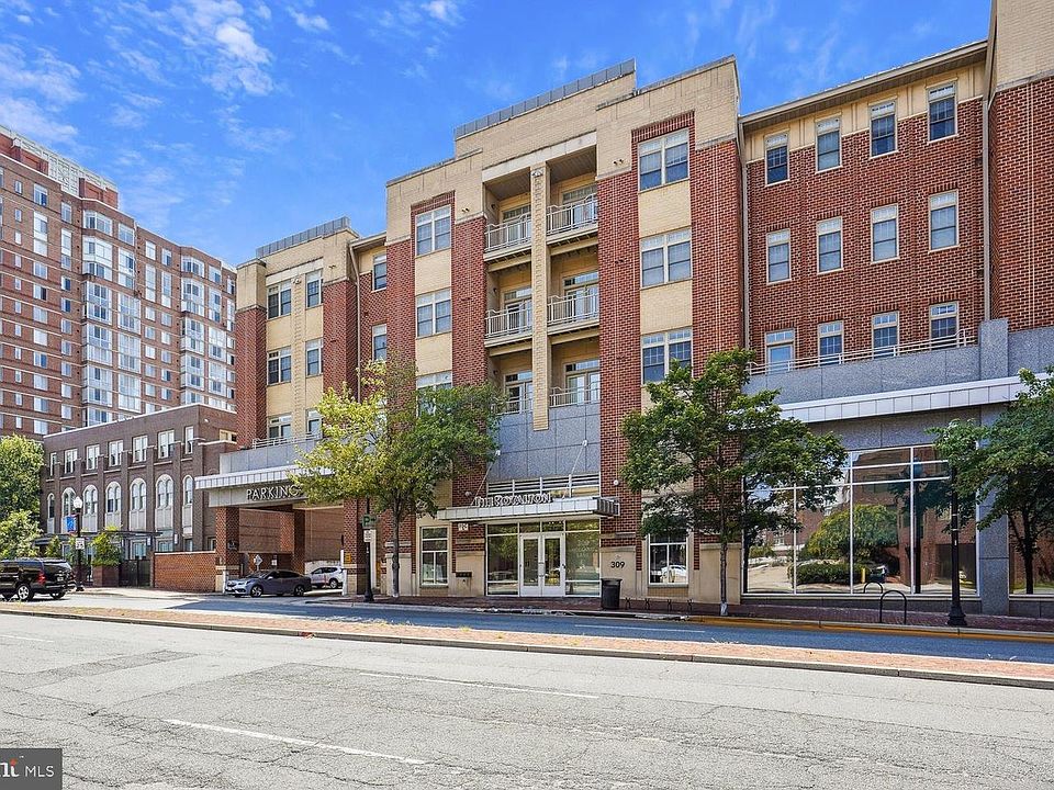 1st image of 309 Holland Ln Unit 327