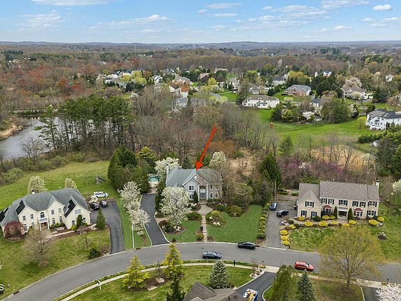 5th image of 530 Turtle Hollow Drive