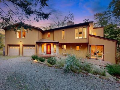 96 Old Pascack Road, Pearl River, NY, 10965