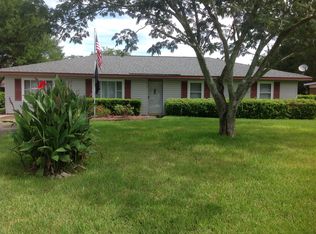 618 Pineview Ct, Hinesville, GA 31313