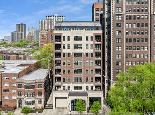 434 W Melrose St APT 302, Chicago, IL 60657