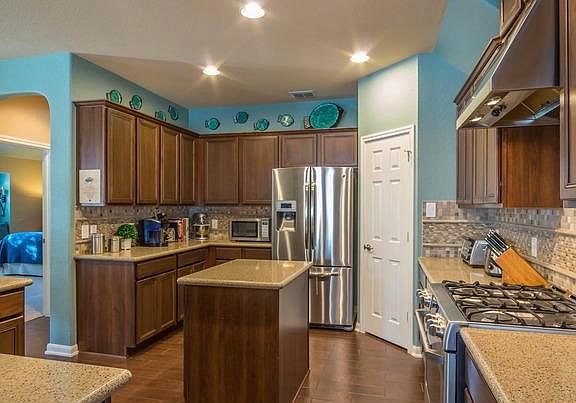 3rd image of 20602 Ashmont
