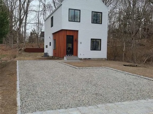 13 Smith Street, Stonington, CT 06372