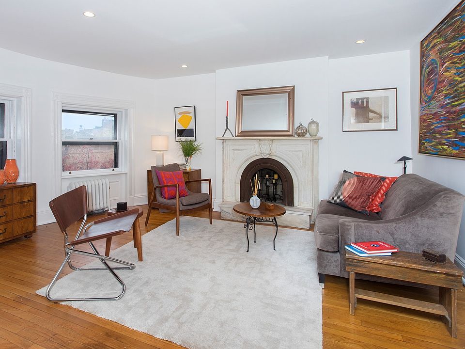 1st image of 831 Carroll St APT 5