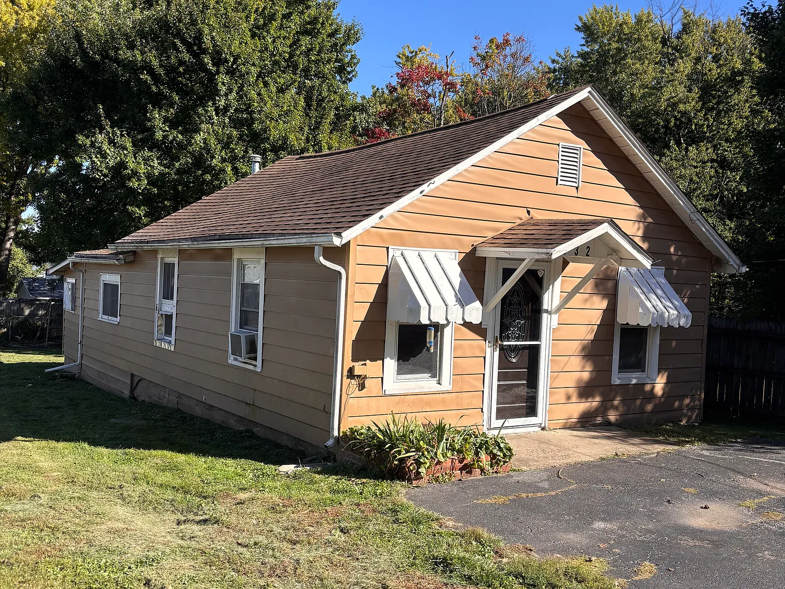 1 bed, 880 sqft, $850 — Photo 1