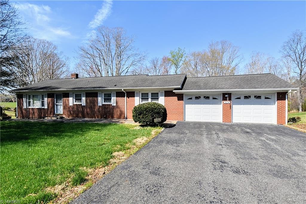 804 Shoals Rd, Pinnacle, NC 27043 Zillow