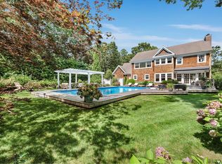 4 Sachems Path, Wainscott, NY 11975