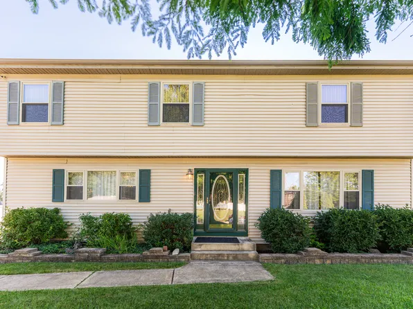 4N427 3rd Ave, Addison, IL 60101