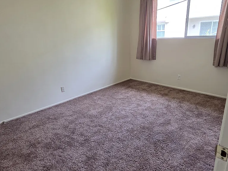 11854 Manor Dr — Photo 19