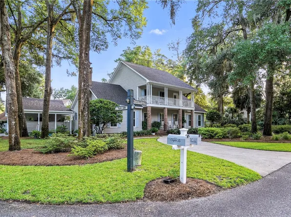 202 Vassar Point Dr, Saint Simons Island, GA 31522