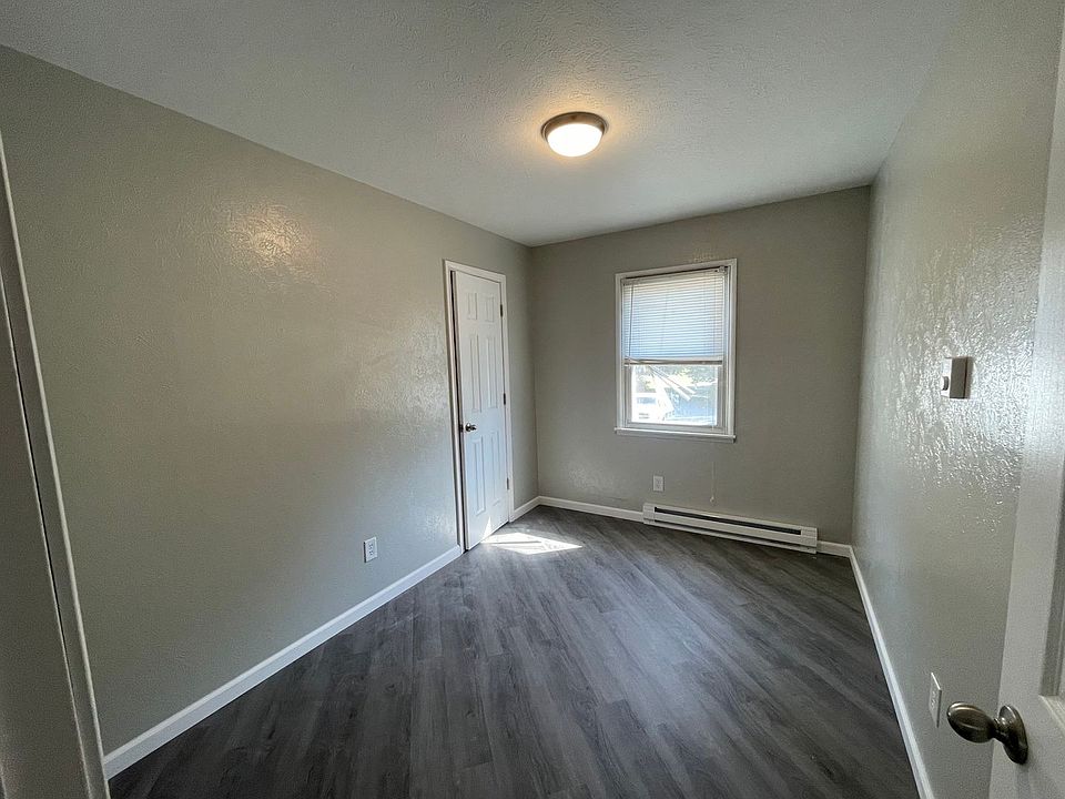 Laclede Apartments 705 Laclede Ave Carterville IL Zillow