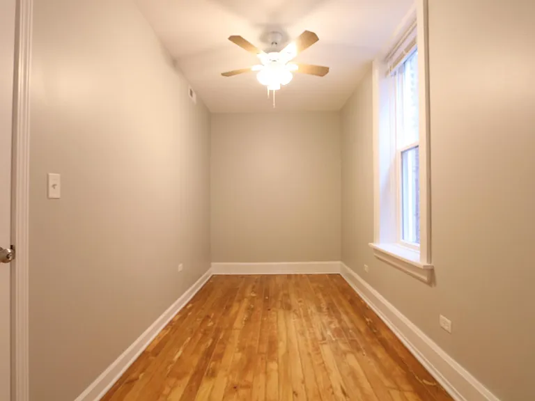 2029 W 21st Pl #2F — Photo 9
