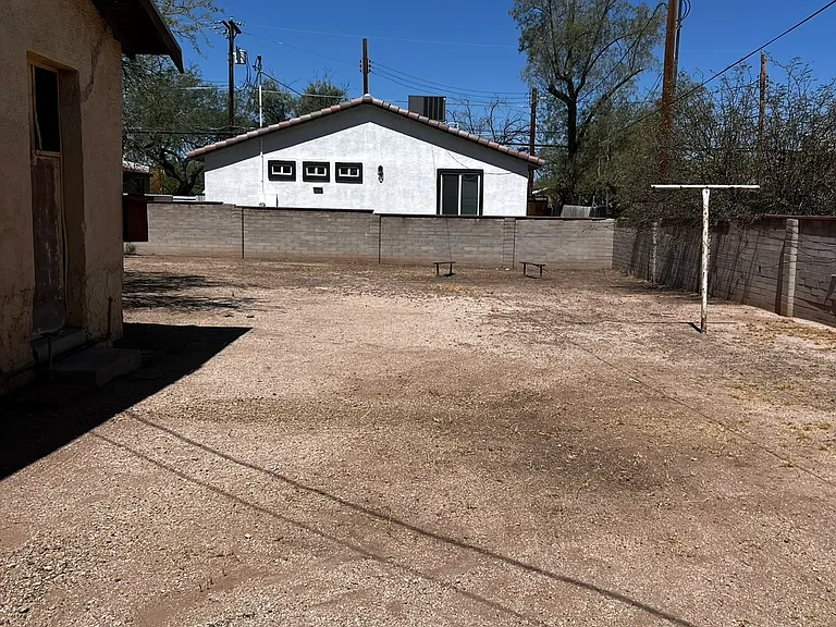 1317 N Euclid Ave — Photo 16