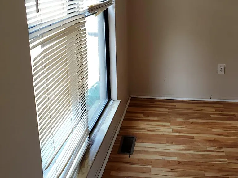 2721 Roundtree Dr — Photo 11