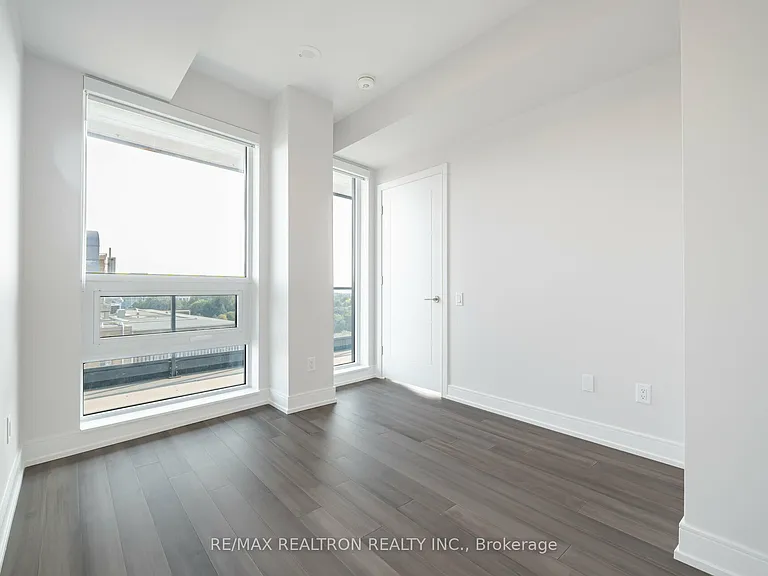 2525 Bathurst St #1203 — Photo 11