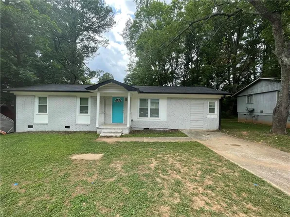 11 Westgate Park Dr, Newnan, GA 30263