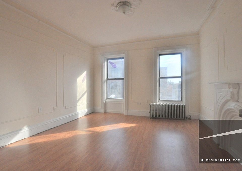 1st image of 171 15th St #Flrr2