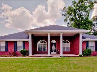 135 Herrick Dr SW, Huntsville, AL 35824