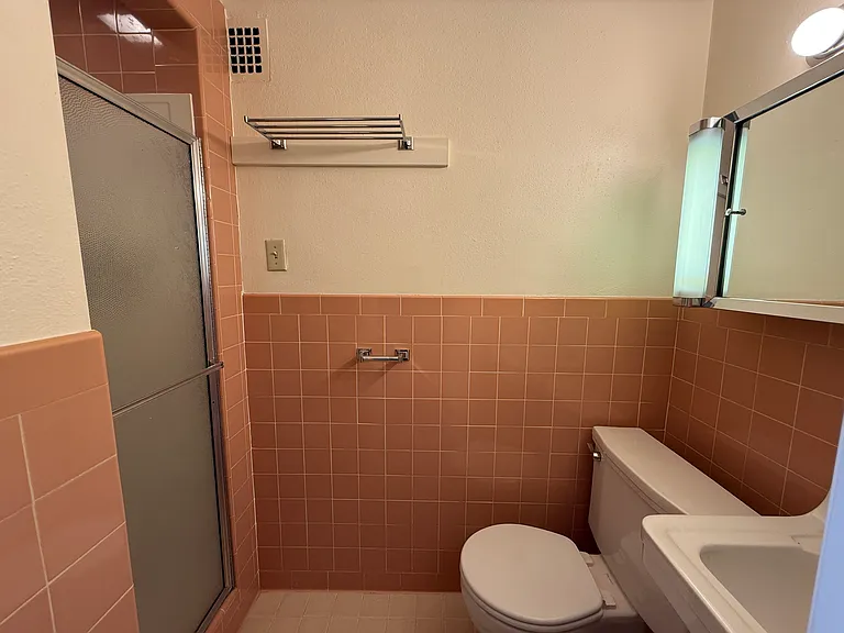 100 E Broadway St #802 — Photo 7
