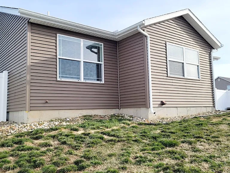 1533 Tall Grass Prairie Dr — Photo 21