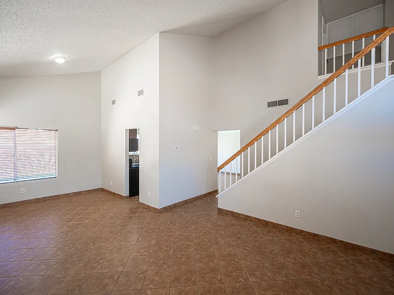 7660 Kalmalii Ave — Photo 11