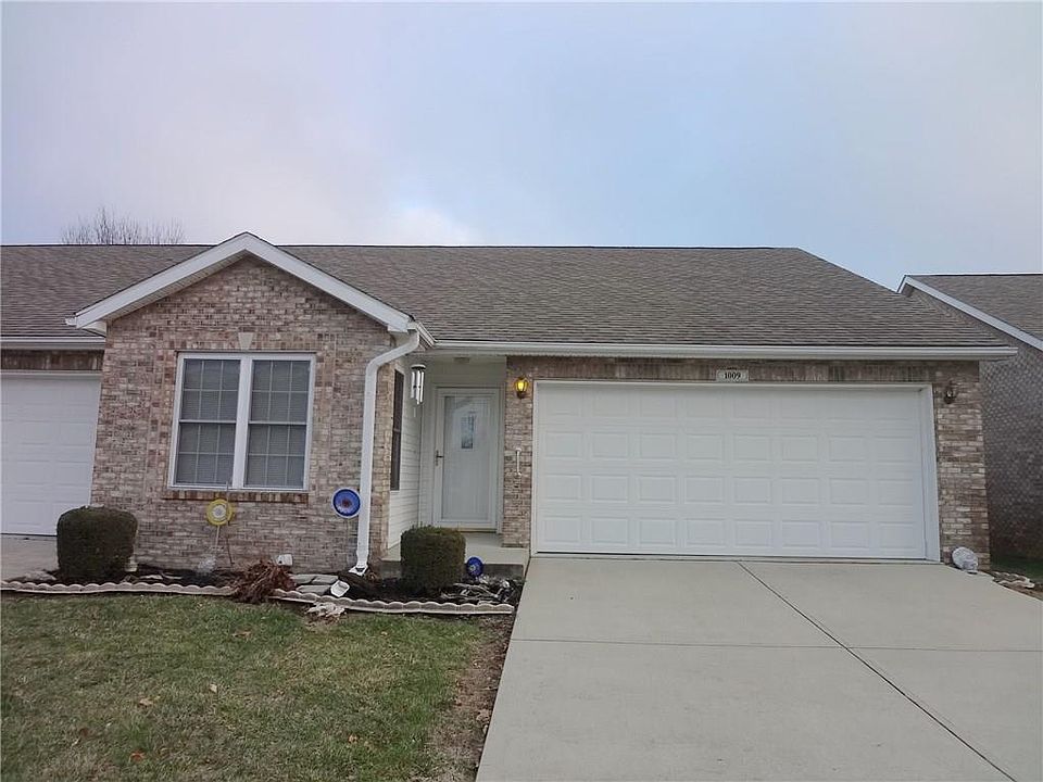 1st image of 1009 E Crown Pointe Blvd