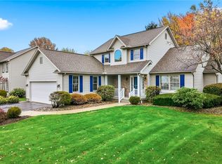 2063 Celestial Dr NE, Warren, OH