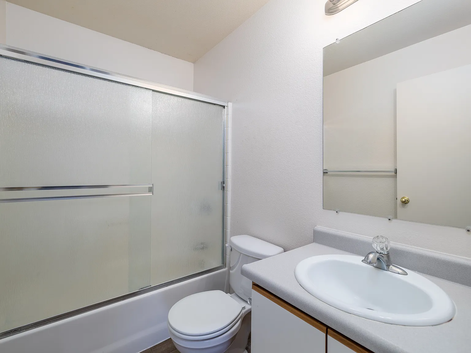1 bed, 500 sqft, $1,150 — Photo 4