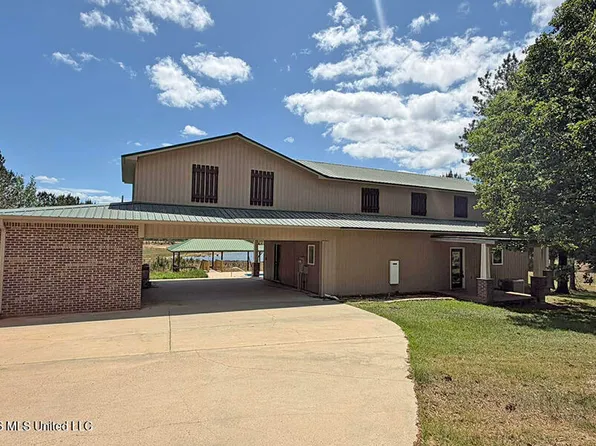 65 Mitchell Rd, Leakesville, MS 39451