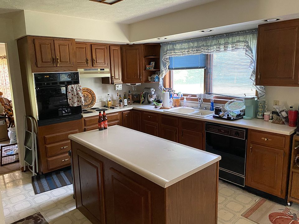 2nd image of 53200 Old Farm Rd