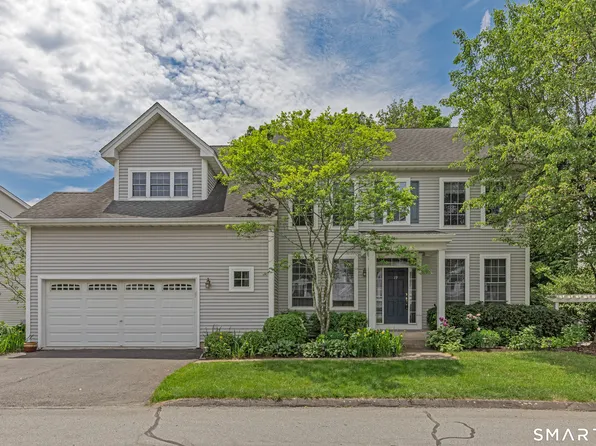 19 Revere Circle #19, Southbury, CT 06488