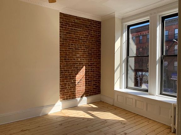 3rd image of 418 7th Ave APT 1